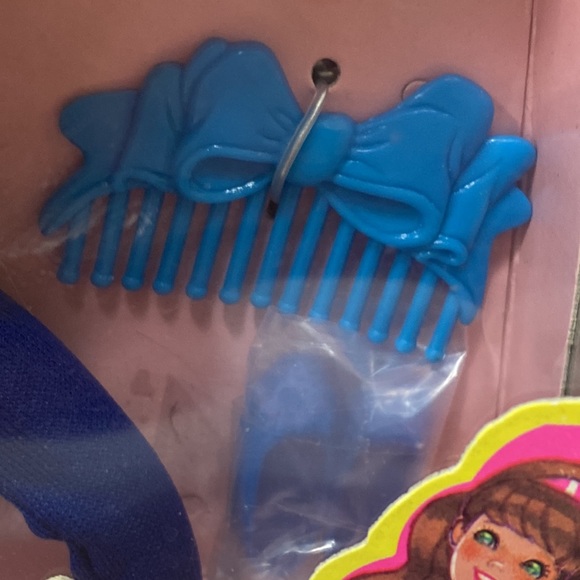 KATIE’S WORLD KATIE DOLL - Picture 11 of 16